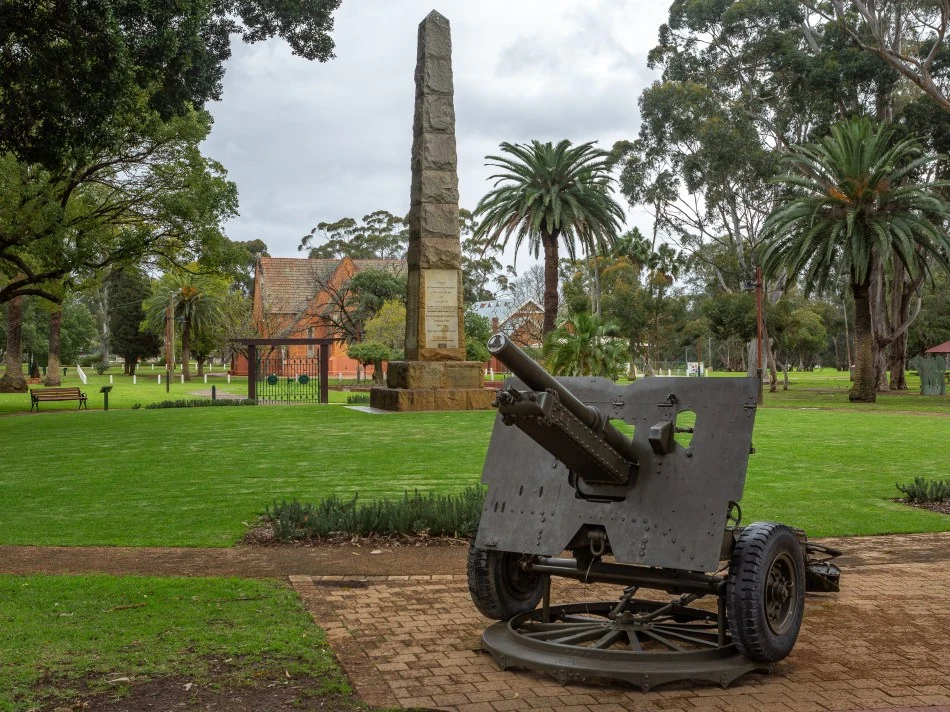 Stirling Square Gun